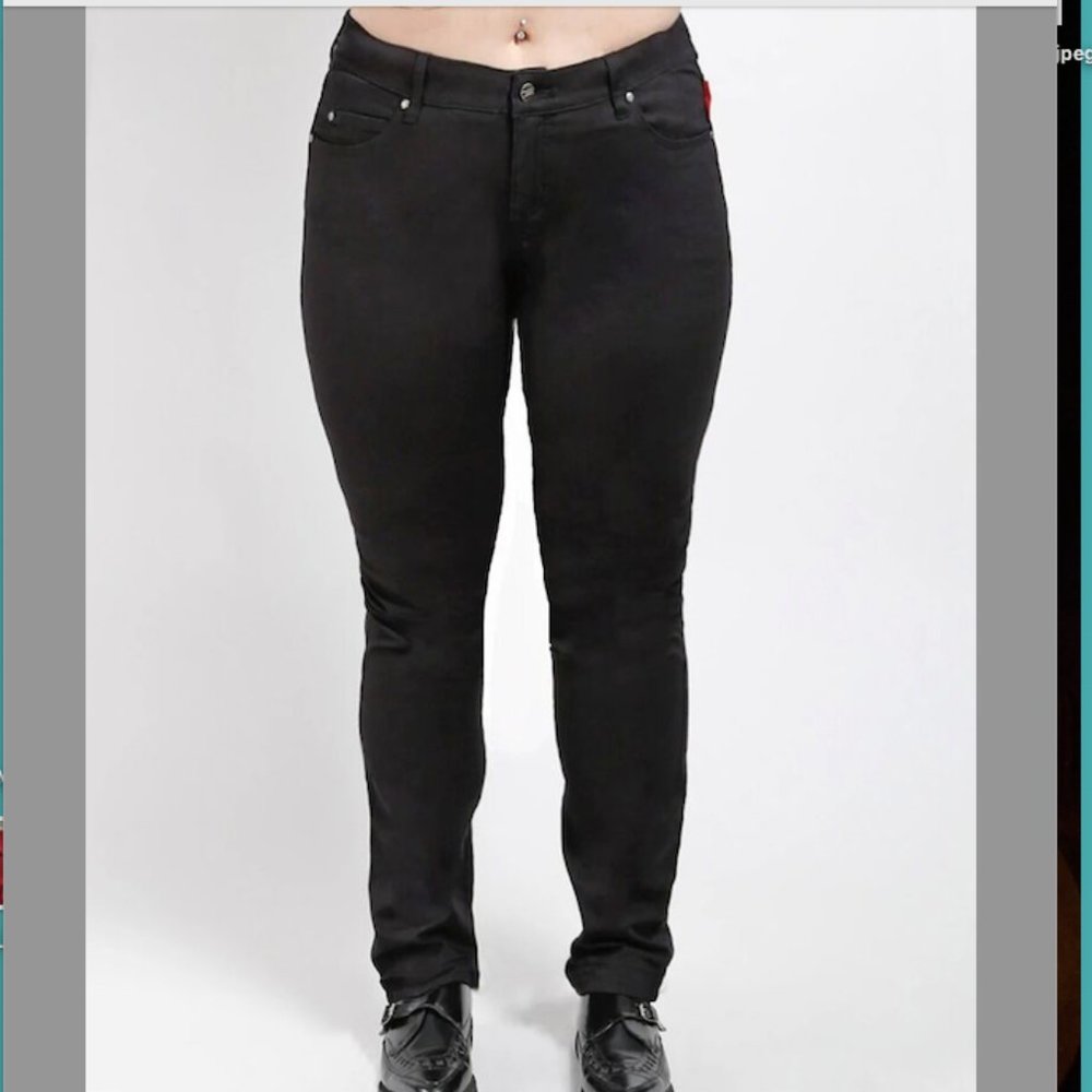 Torrid Tripp Stretch Skinny Jeans sz 18 R NWT Deadstock
